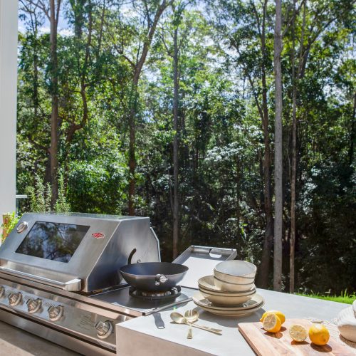 You can cook alfreso all year long in this ultra-desirable outdoor barbecue area!